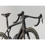 BICICLETA TREK MADONE CARBONO MATE HUMO SLR 9 AXS GEN 8 (2025-2026) - Imagen 5